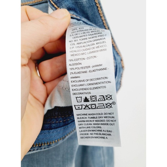 Nwt Denizen From Levi's High Rise Skinny Distressed Light Wash Jeans Size 8s - Picture 7 of 7